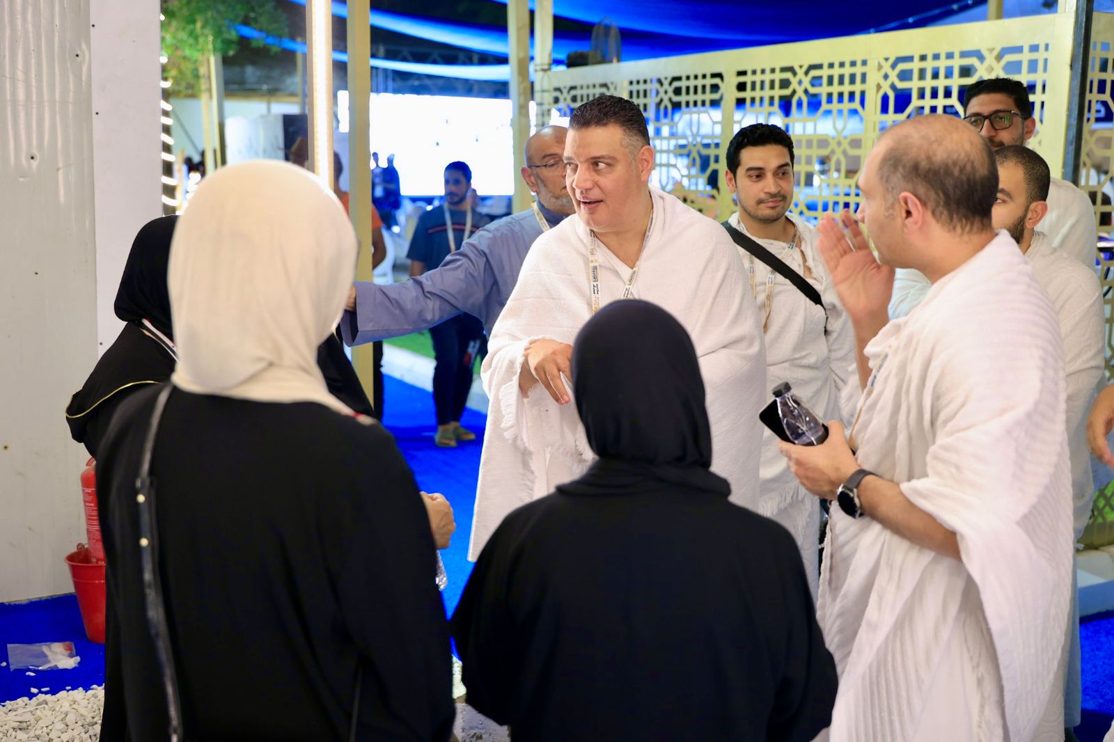 حجاج الجمعيات الأهلية