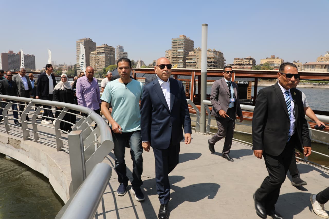 محافظ القاهرة فى ممشى أهل مصر فى عيد الأضحى محافظ القاهرة فى ممشى أهل مصر فى عيد الأضحى