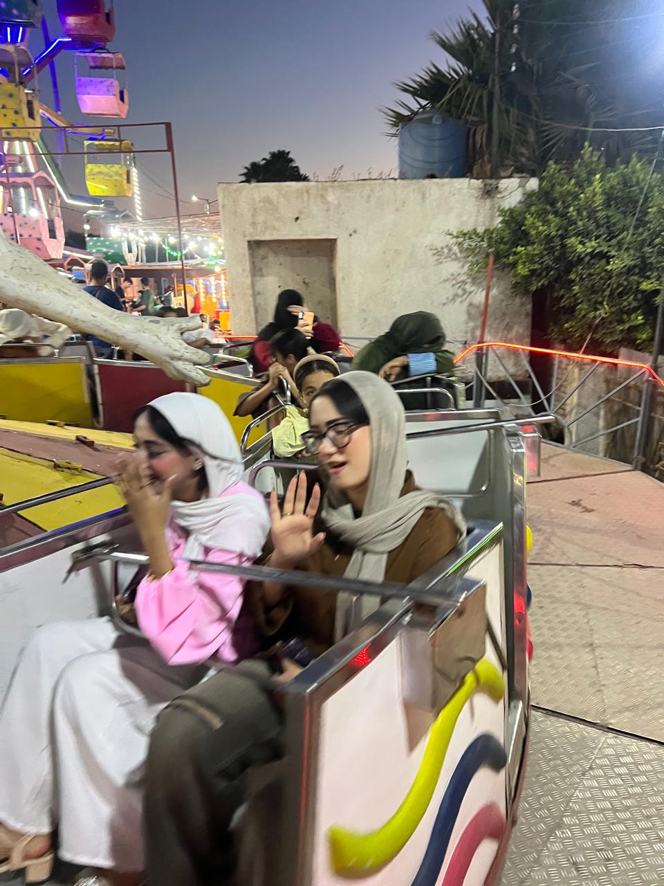 جانب من احتفال المواطنين بالعيد فى الدقهلية  (6)