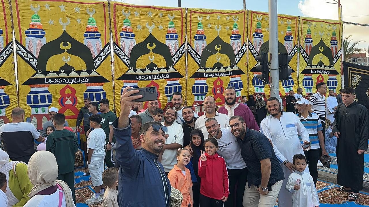 سيلفي بعد الصلاة سيلفي بعد الصلاة