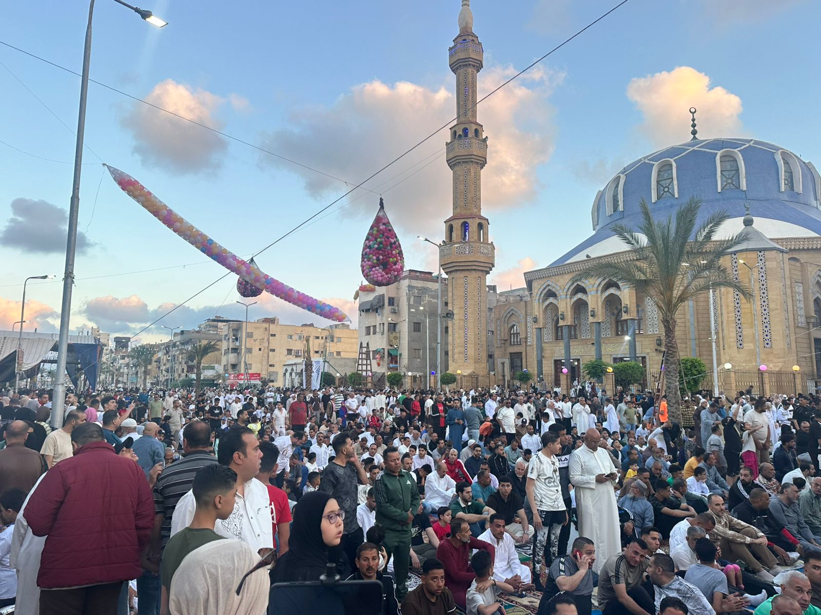 شلالات للبالونات شلالات للبالونات
