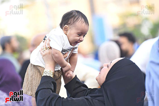 اجواء العيد في مسجد الصديق لا توصف اجواء العيد في مسجد الصديق لا توصف