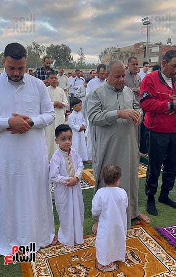مشاركة-الأطفال-في-صلاة-عيد-الاضحي مشاركة-الأطفال-في-صلاة-عيد-الاضحي