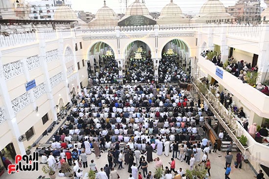 العيد في المسجد له طعم مختلف