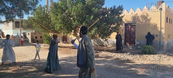 التحطيب لعبة الرجال