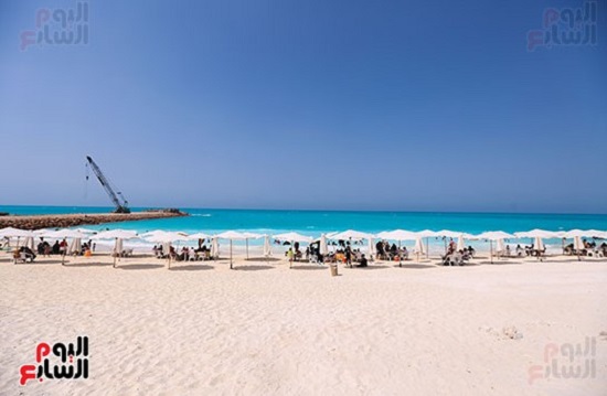 شاطىء مدينة العلمين