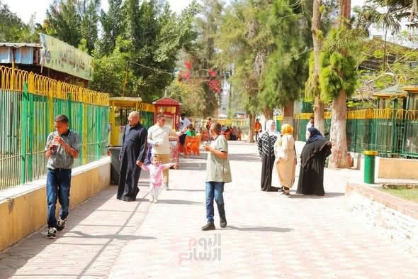 اقبال-على-حديقة-الحيبوان اقبال-على-حديقة-الحيبوان