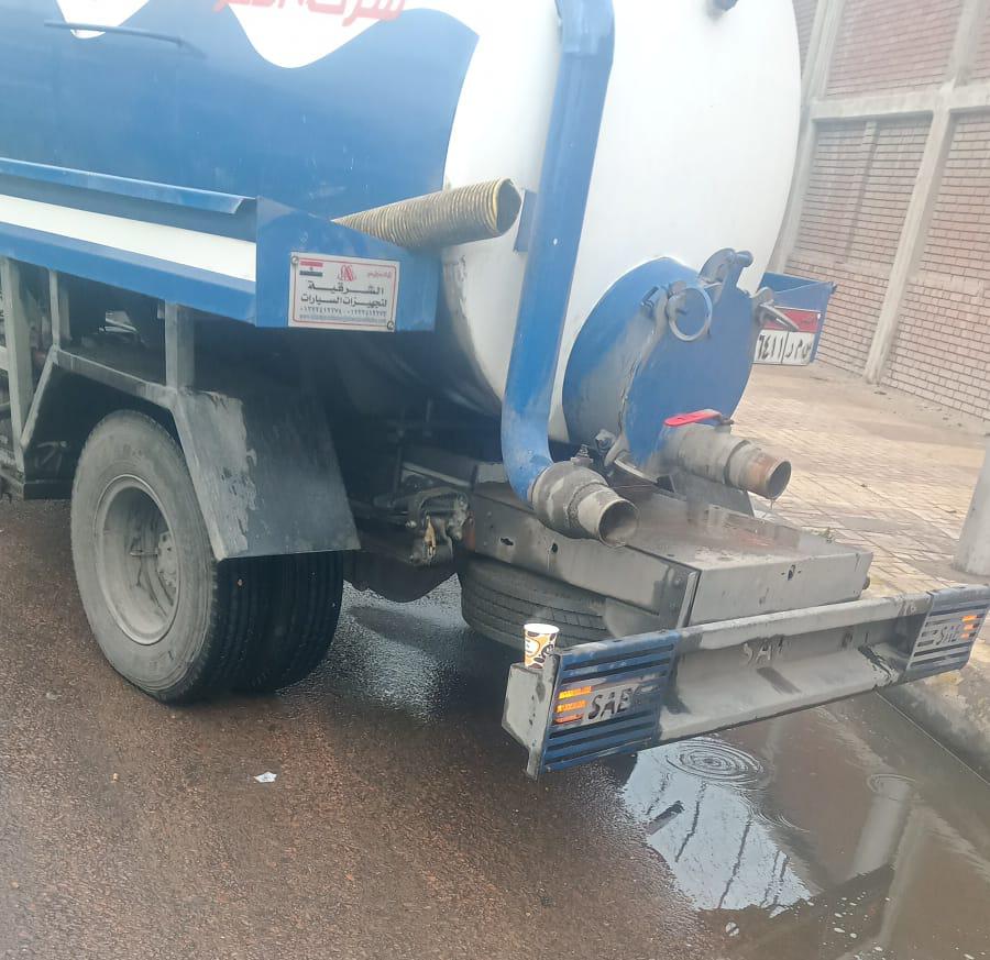 السيارات و المعدات 3
