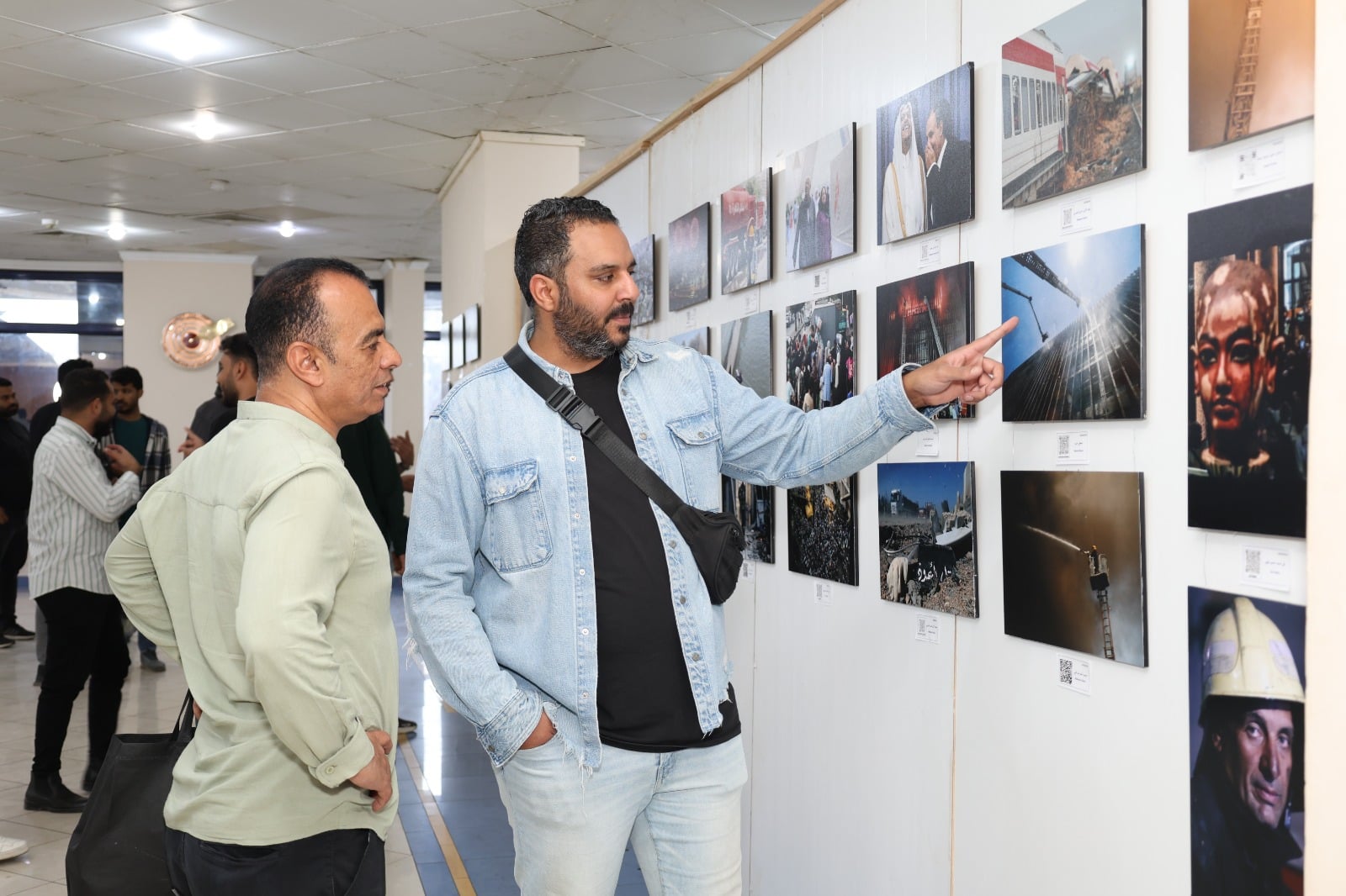 خلال تفقد المعرض