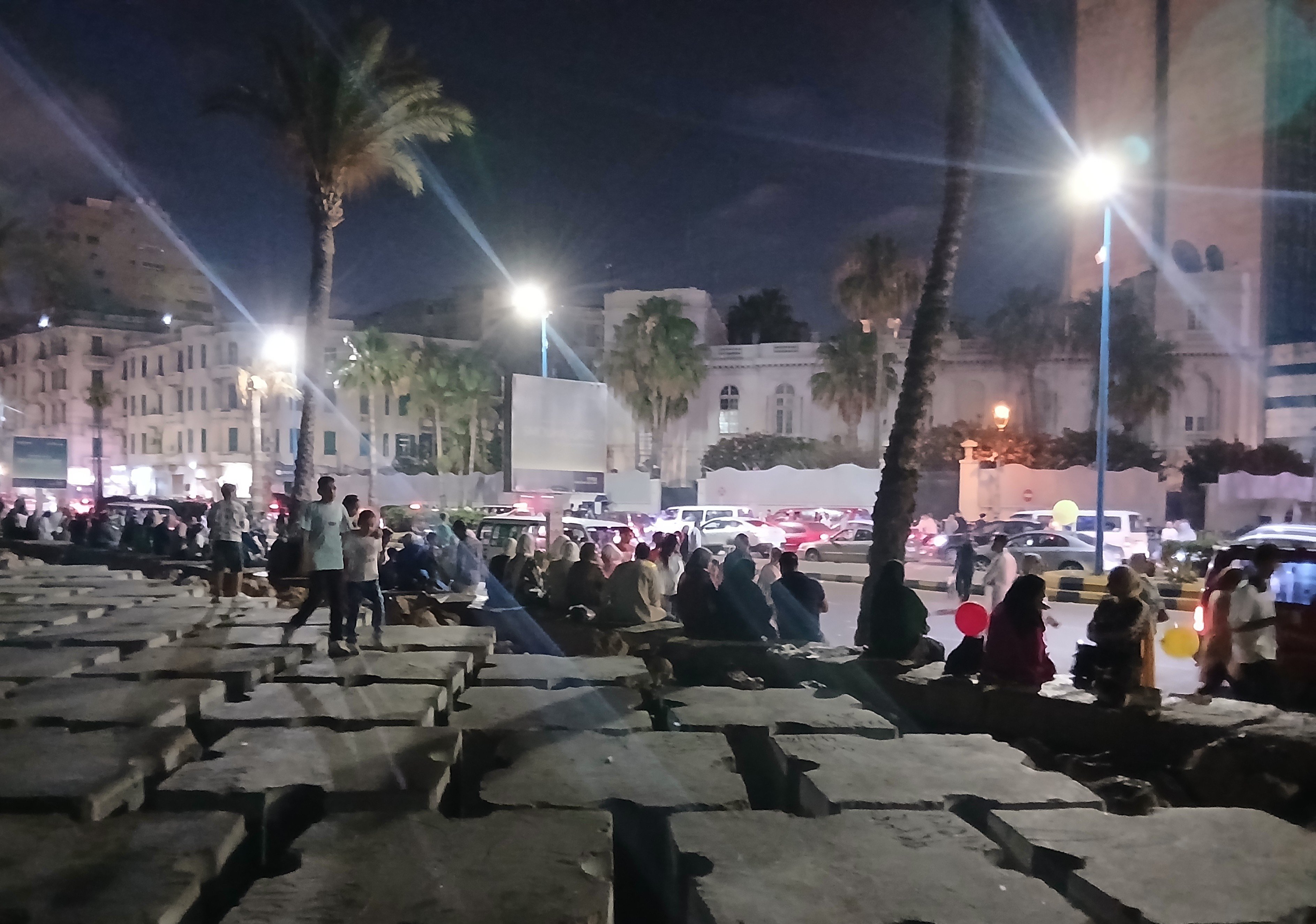 كورنيش الإسكندرية  ليلا