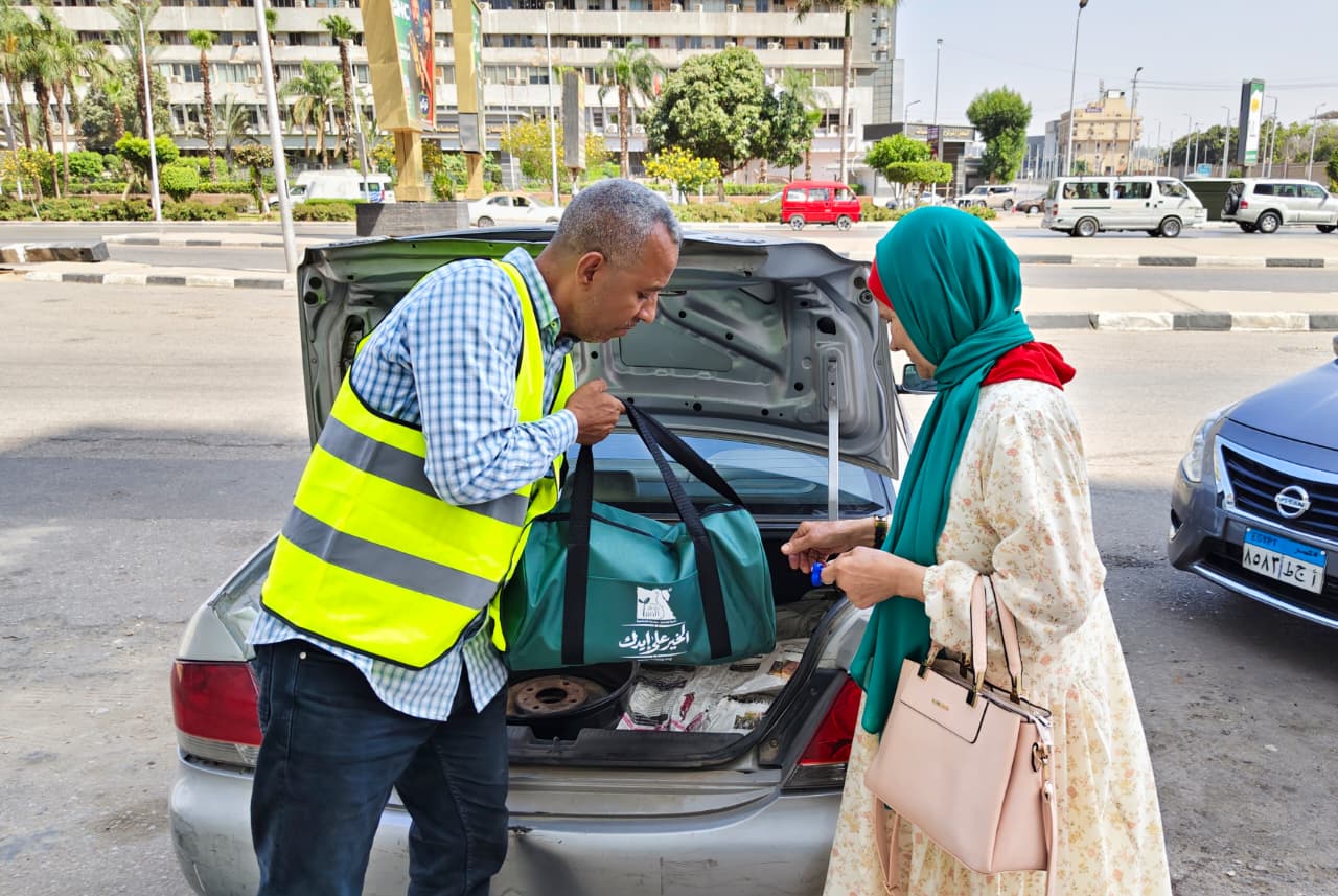 مصر الخير تعلن نجاح خطتها لتوزيع لحوم الأضاحي  (3)
