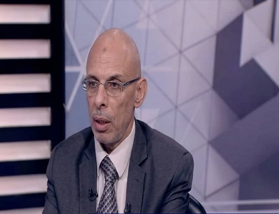 حمدى عز نقيب السياحيين