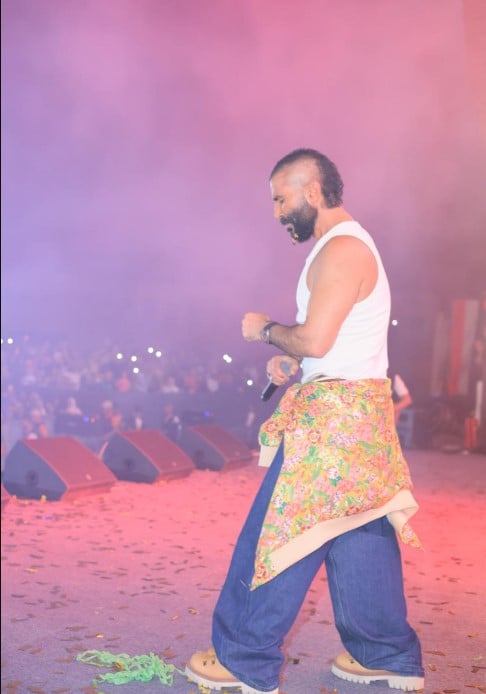 احمد سعد بحفل امس