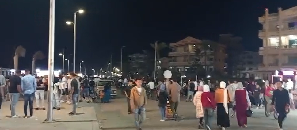 جانب من الاقبال على المصيف