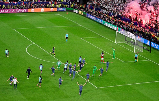 فريق باريس بطلا لدورى أبطال أوروبا فريق باريس بطلا لدورى أبطال أوروبا