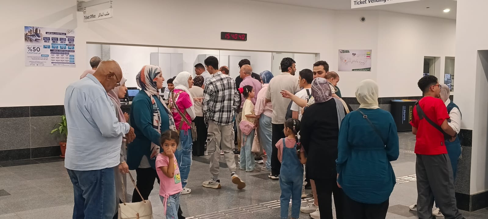 إقبال الجماهير على المونوريل إقبال الجماهير على المونوريل