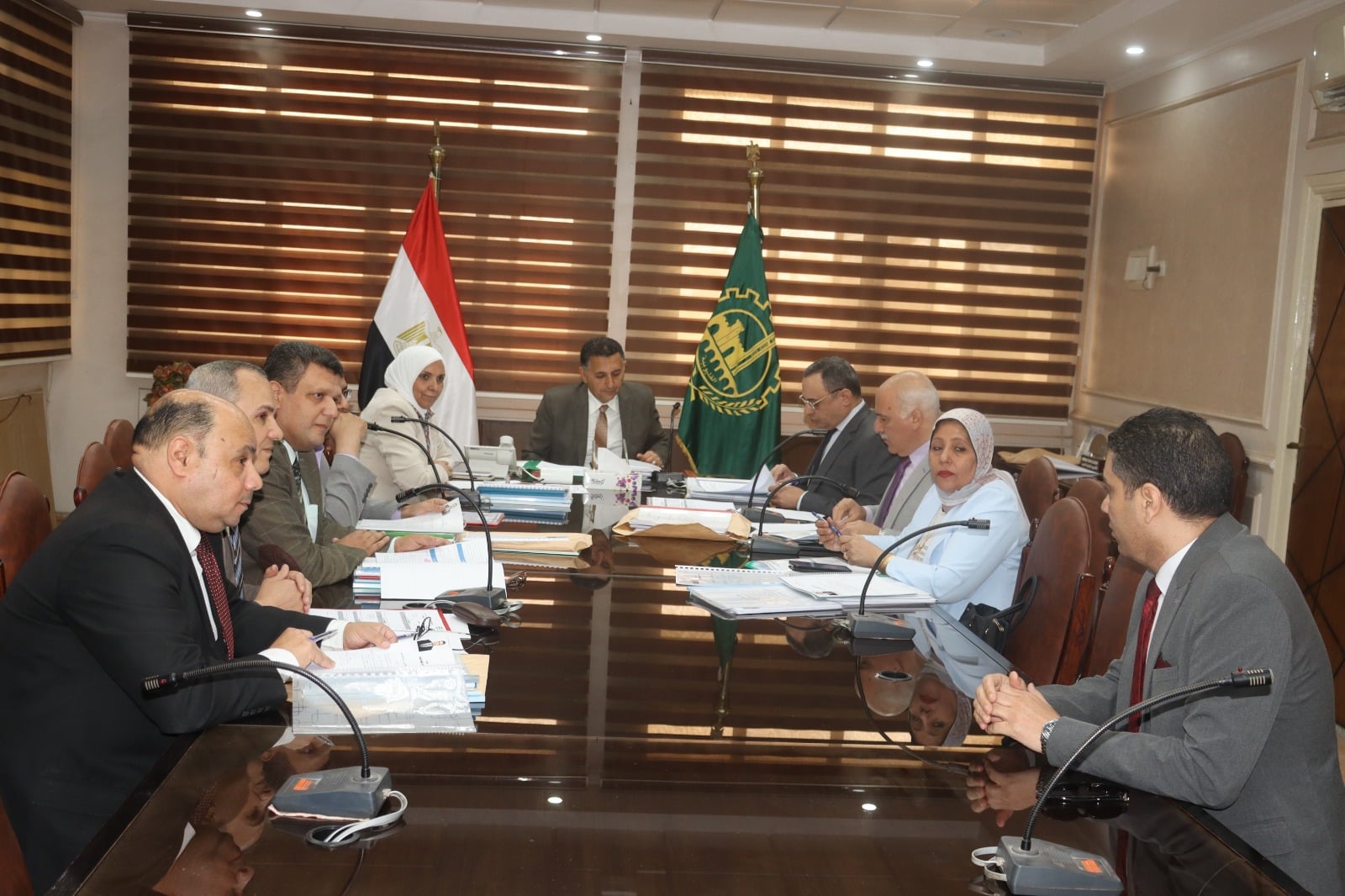 المتقدمين لشغل الوظائف