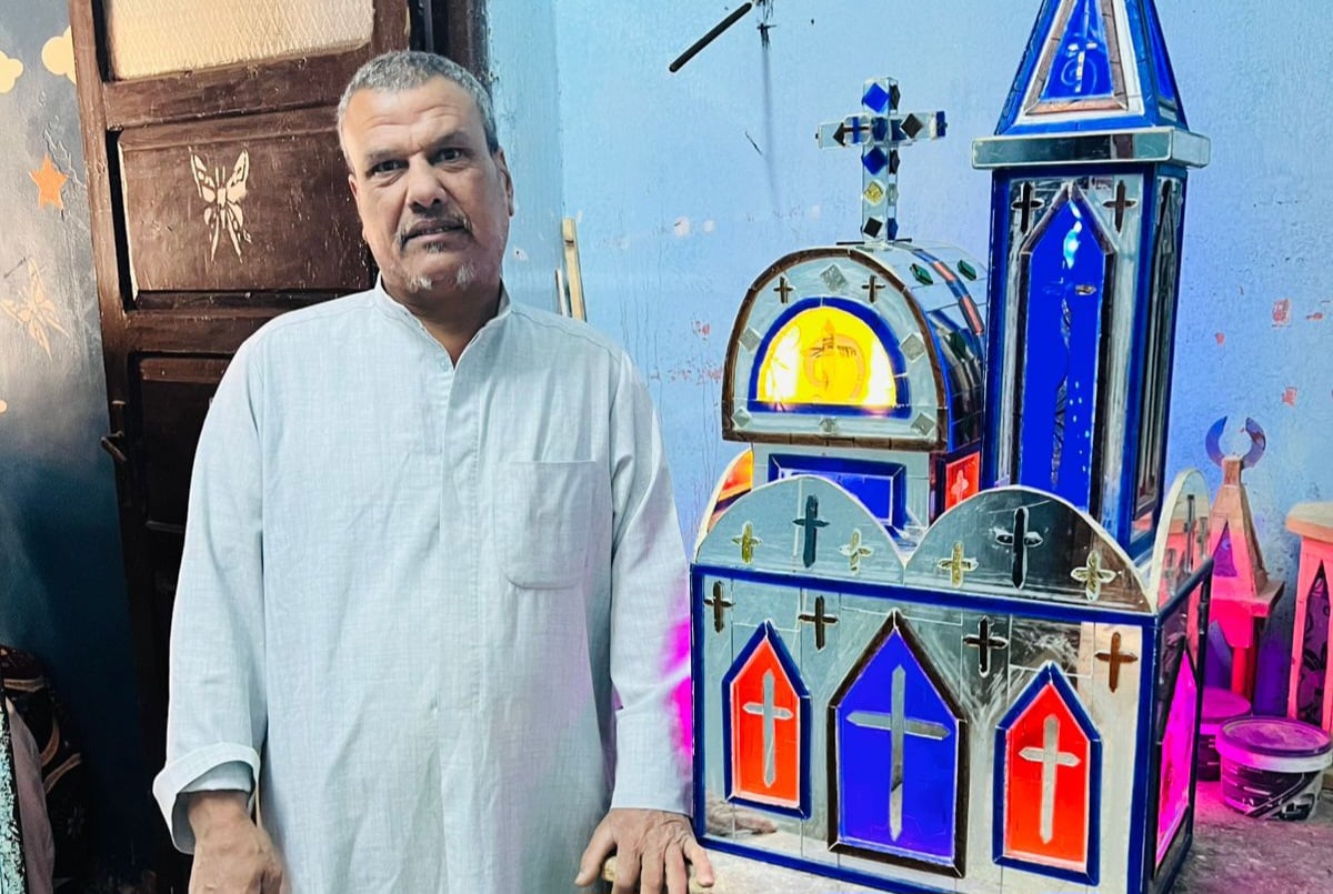 عاطف محمد صنايعي الزجاج عاطف محمد صنايعي الزجاج