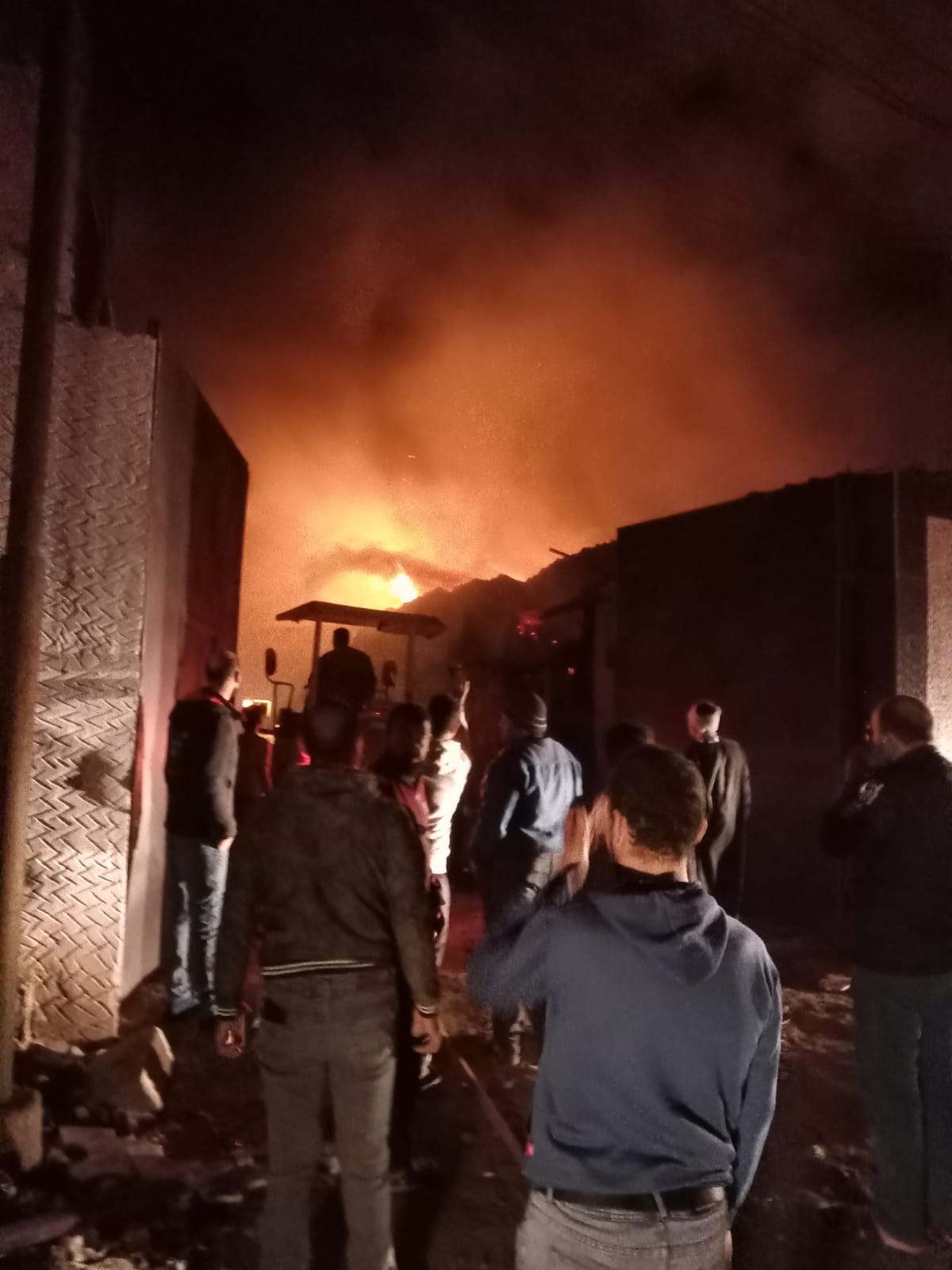 خسائر فادحة في حريق مصنع المحلة