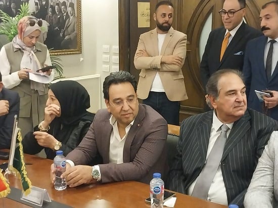 اجتماعه الأول بهيئة جيل المستقبل بحزب الوفد (1)