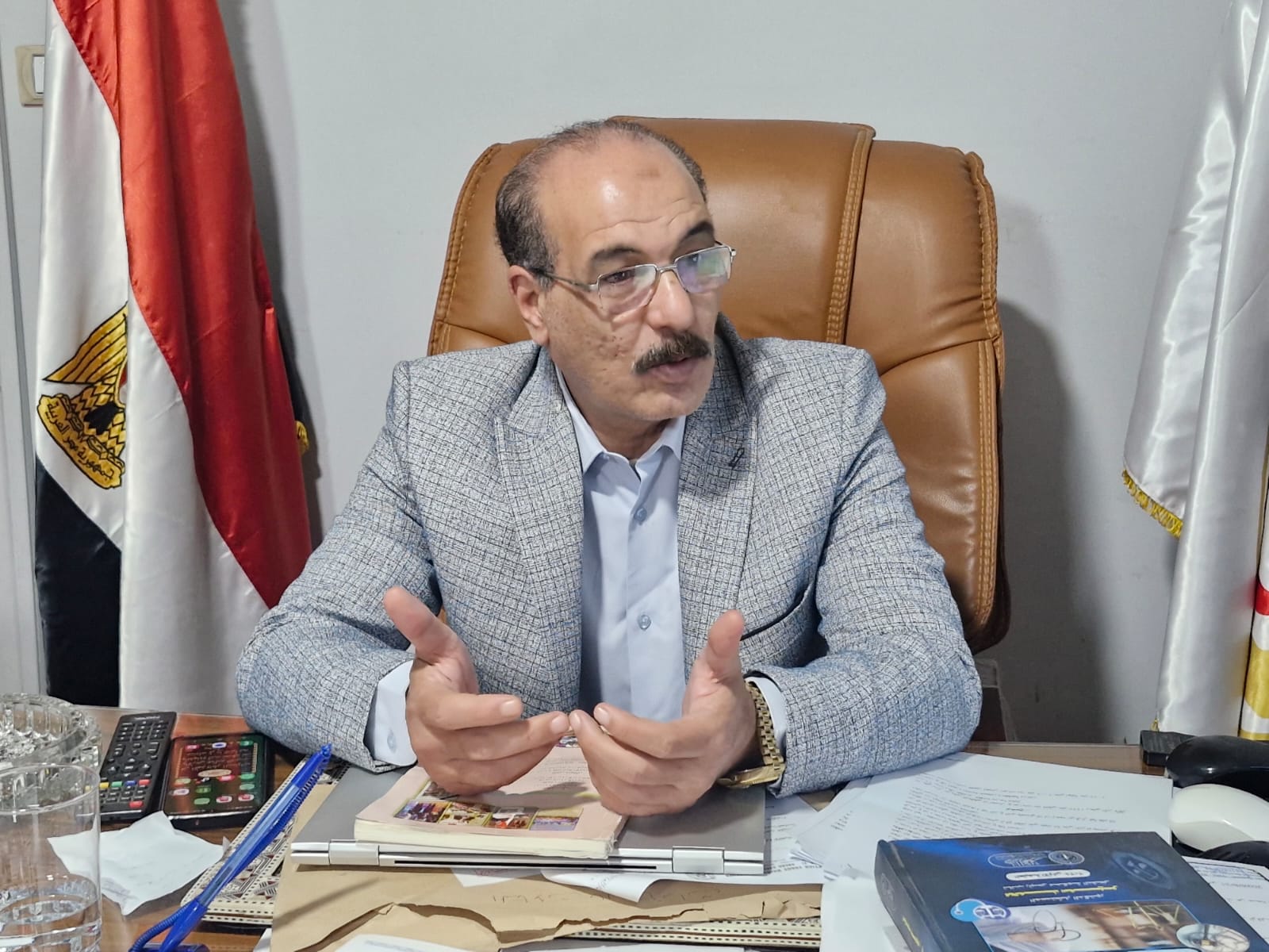 حوار نقيب العلوم الصحية (10)