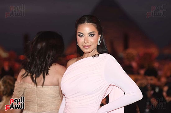 الفنانة نسرين أمين