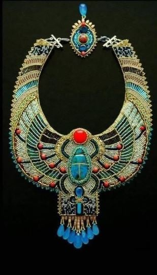 حلى الفراعنة (3)