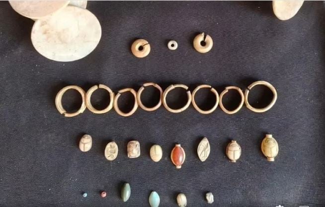 مشغولات ذهبية (4)