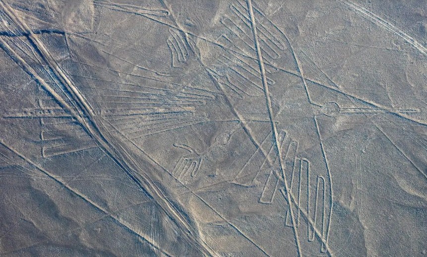 نقوش أرضية فى بيرو نقوش أرضية فى بيرو
