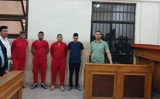 المتهمين