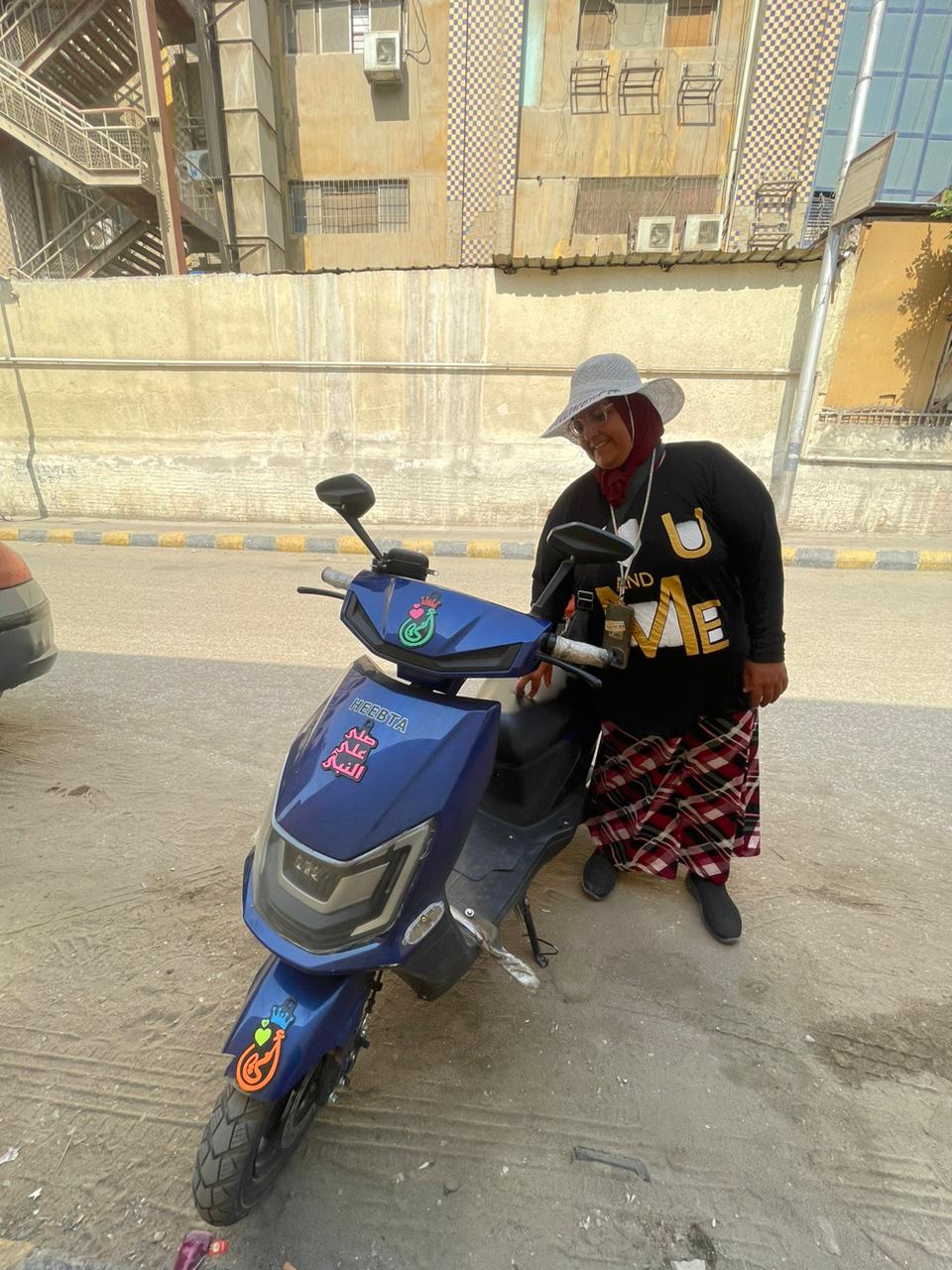 هند عواد عاملة دليفري