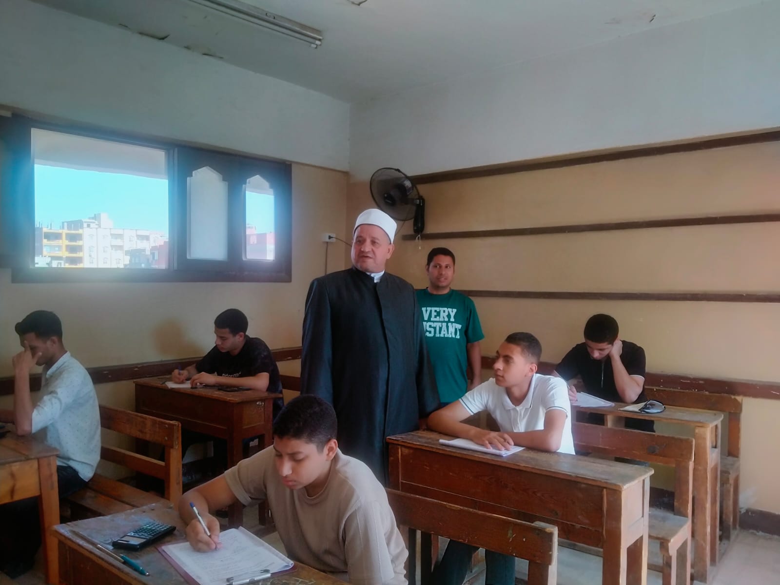 استطلاع أراء الطلاب استطلاع أراء الطلاب