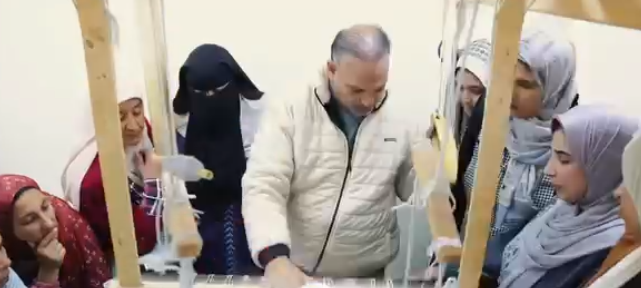 تعلم مهنة السجاد والكليم