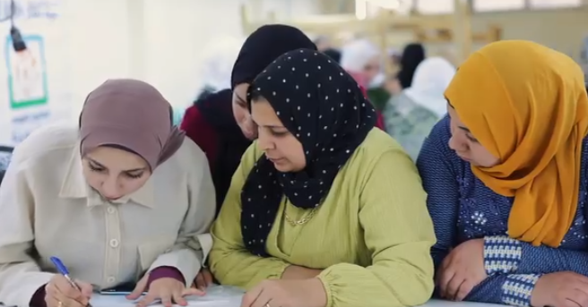 تدريب السيدات على التخطيط لمشروعات قبل البدء بها