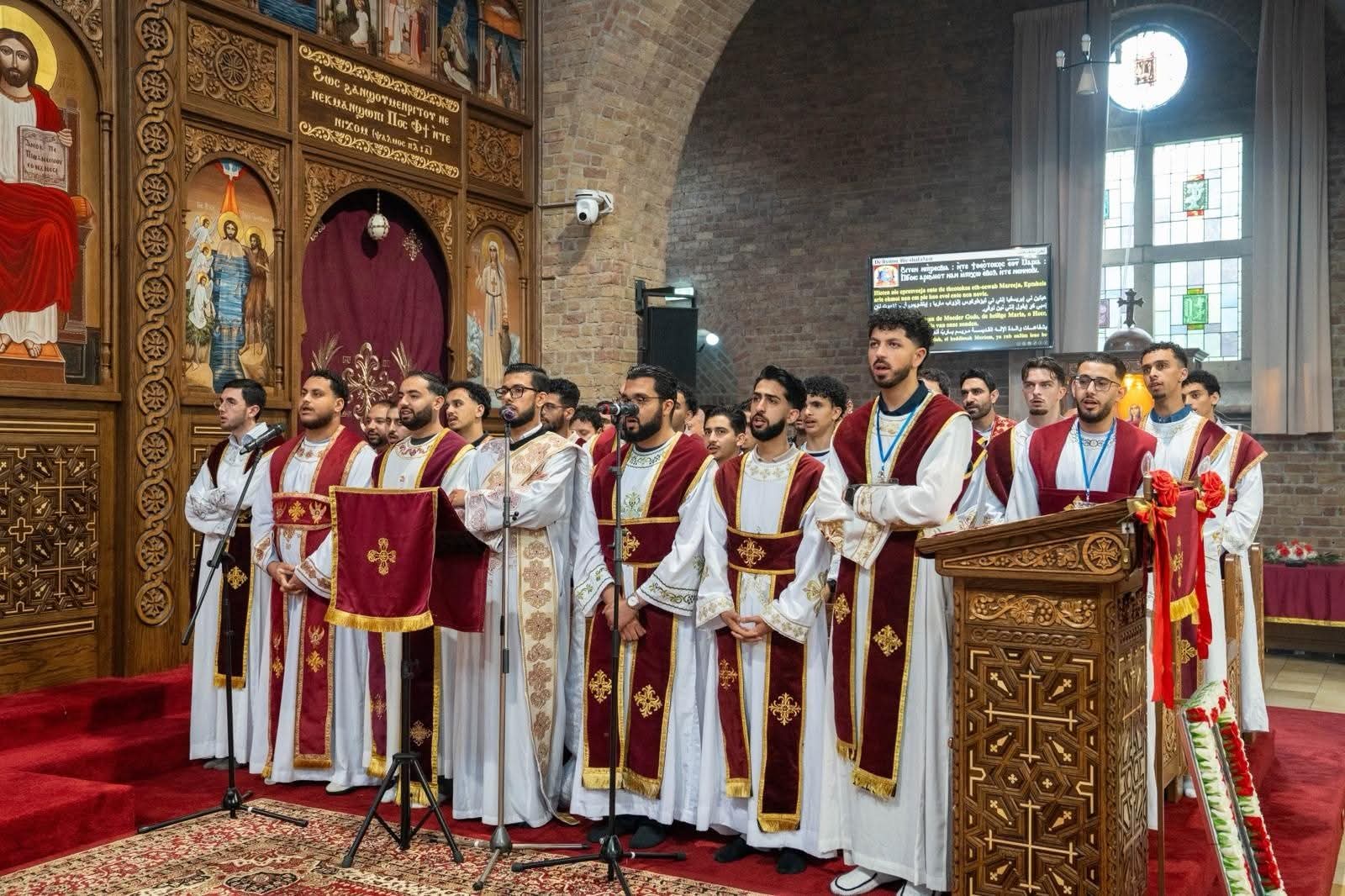 احتفالية ايبارشية هولندا (2)