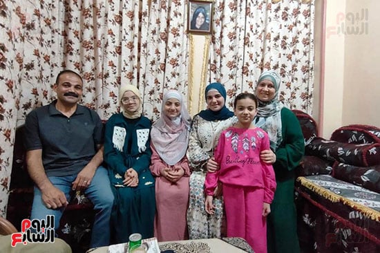 مريم وسط أسرتها