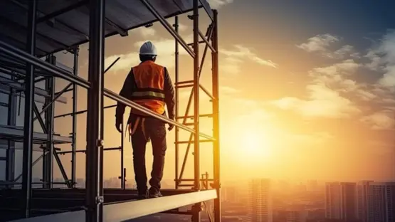 بدء حظر العمل تحت أشعة الشمس