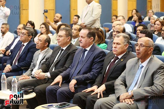 جانب من الحضور (1)