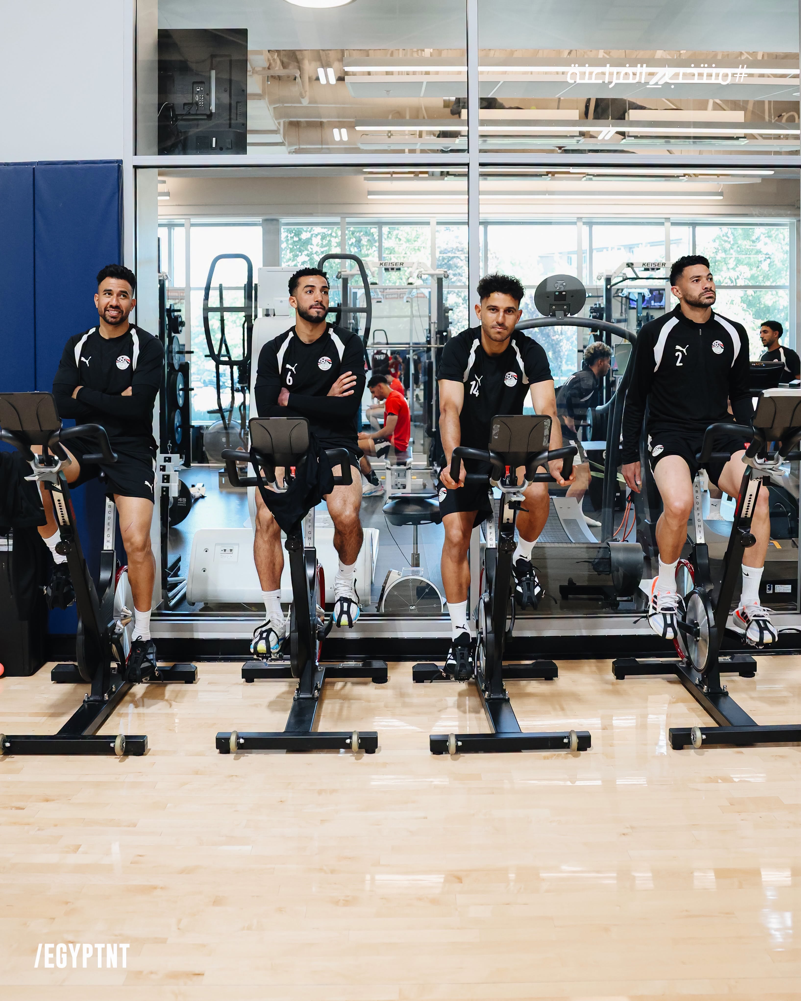 نجوم منتخب مصر يتدربون فى الجيم