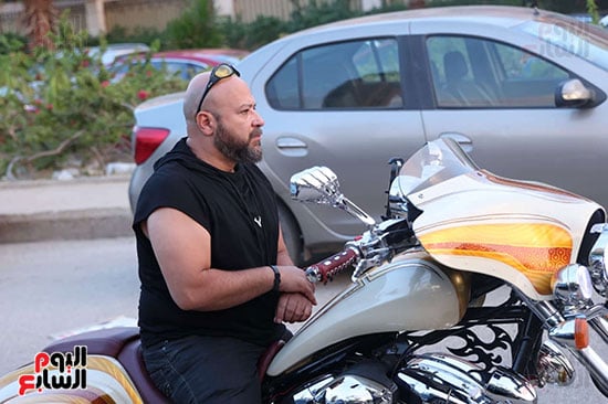 أصدقاء الفنان الراحل