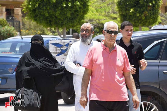 المقربين يشيعون جنازة سهام جلال