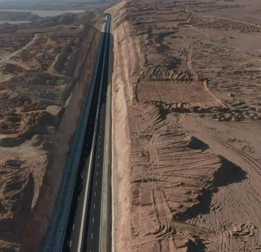 الطريق بعد الانتهاء من العمل فيه