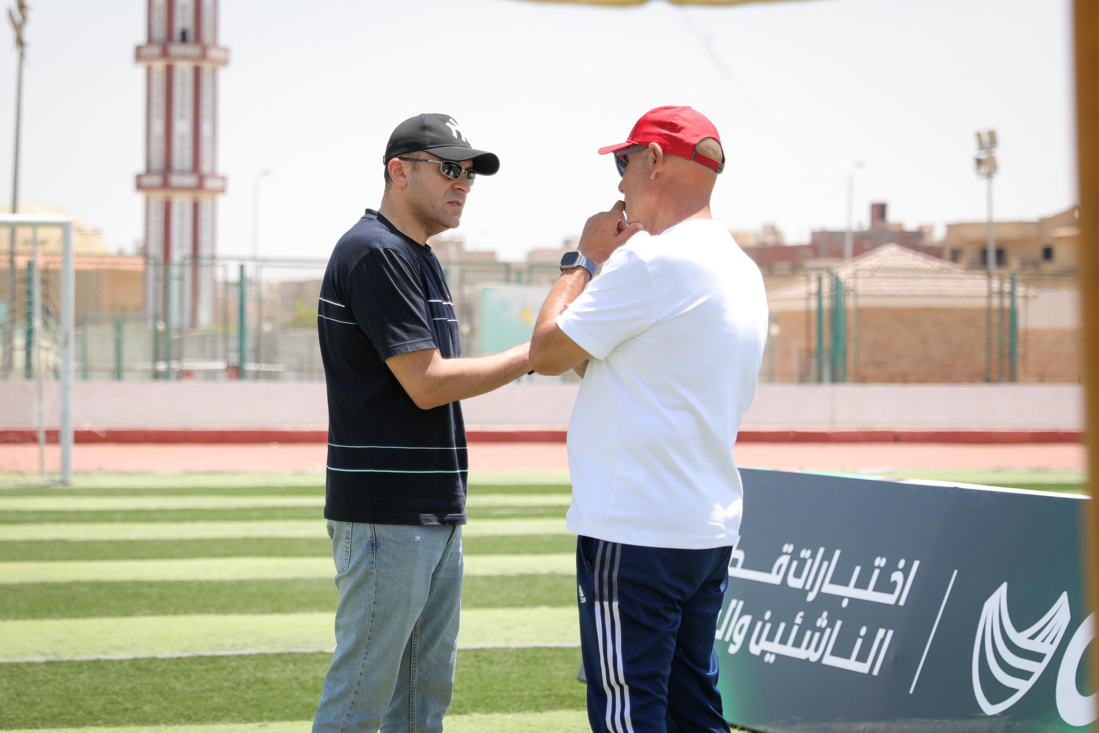 استادات 2