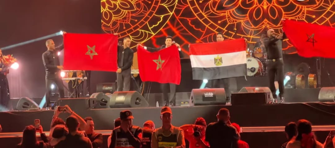 سعد الصغير يرفع علم مصر والمغرب فى موازين