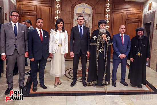 صورة تذكارية قبل الملتقى صورة تذكارية قبل الملتقى