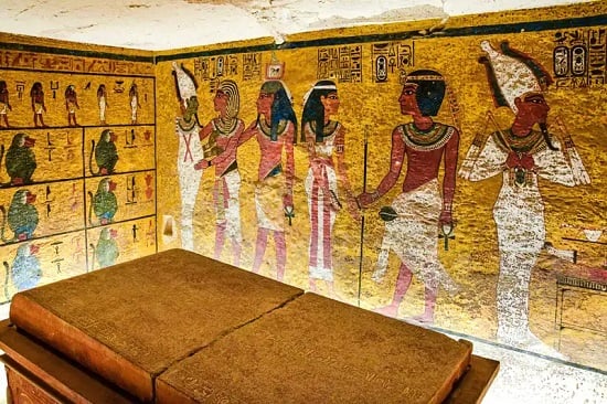 المقابر الفرعونية