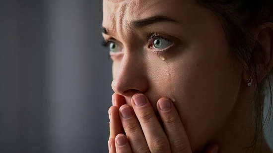 مشاعر الحزن مشاعر الحزن