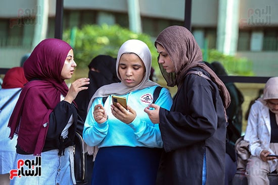 مراجعة الامتحان بالموبايل