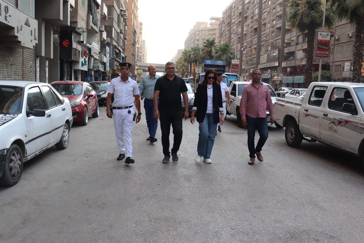حملة مكبرة بشارع ضياء فى حى الطالبية (1)