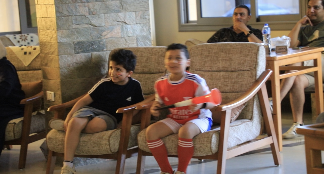 صغار حاضرون 